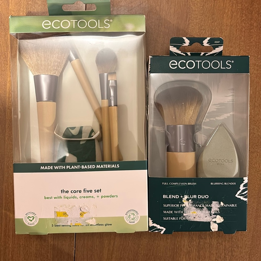 Eco tools make up brushes